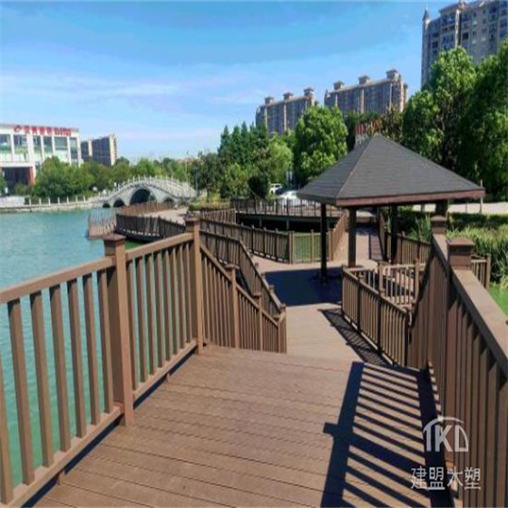 石家庄水上木塑栈道工程